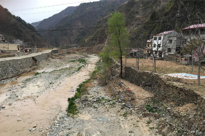 河道治理前的杨家湾