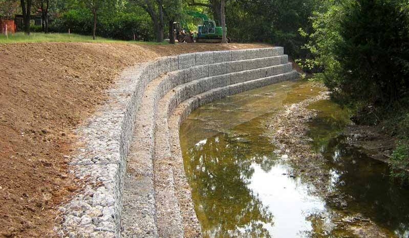 河道护岸格宾挡墙