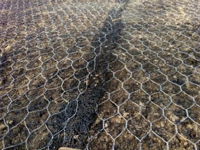 土工铁丝网垫护坡