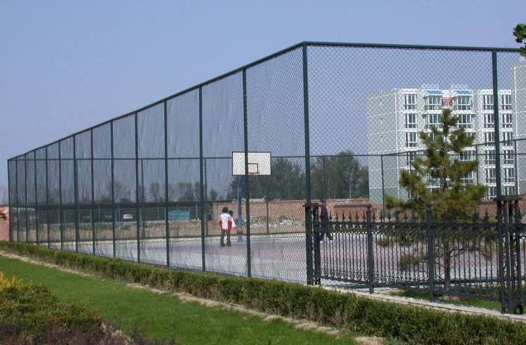 标准篮球场围网
